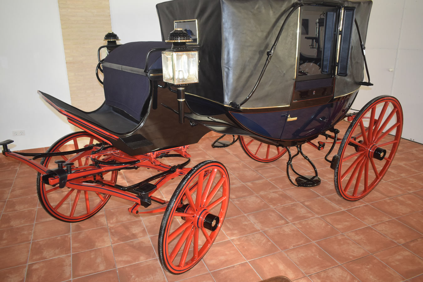 170-restoration-carriage-landau-detail-6